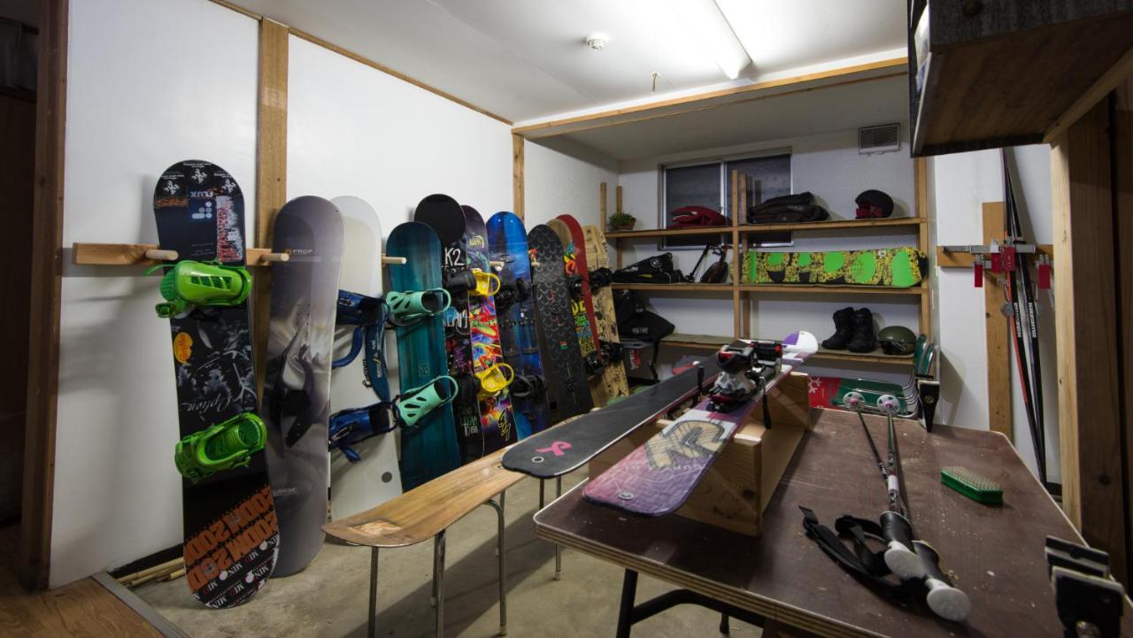Myoko Powder Hostel Eksteriør bilde