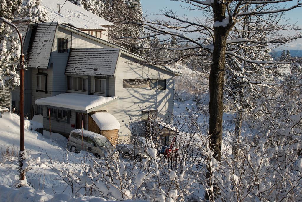 Myoko Powder Hostel Eksteriør bilde